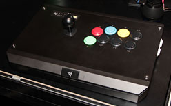 #006Υͥ/TGS 2011RazerXbox 360ѥɥƥåȯȯɽץȥפΦ¥ƥ500̾罸