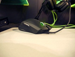 #015Υͥ/E3 2012Razer֡˿ޥRazer TaipanפȡMechWarrior Onlineѥȥ餬Ÿ