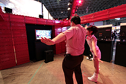 #087Υͥ/TGS 2010Ͽɥ֥֥ץ饹Happy Daily Lifeʲˡפ̤ܶȥ2011ɤ֥å˥ λͷ֡KONAMI֡®