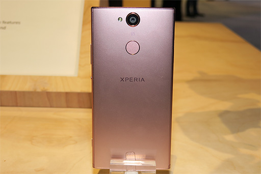  No.012Υͥ / CES 2018ϥˡޡȥեXperia XA2꡼ȯɽܤϥڥååפ6ǥXperia XA2 Ultraפ